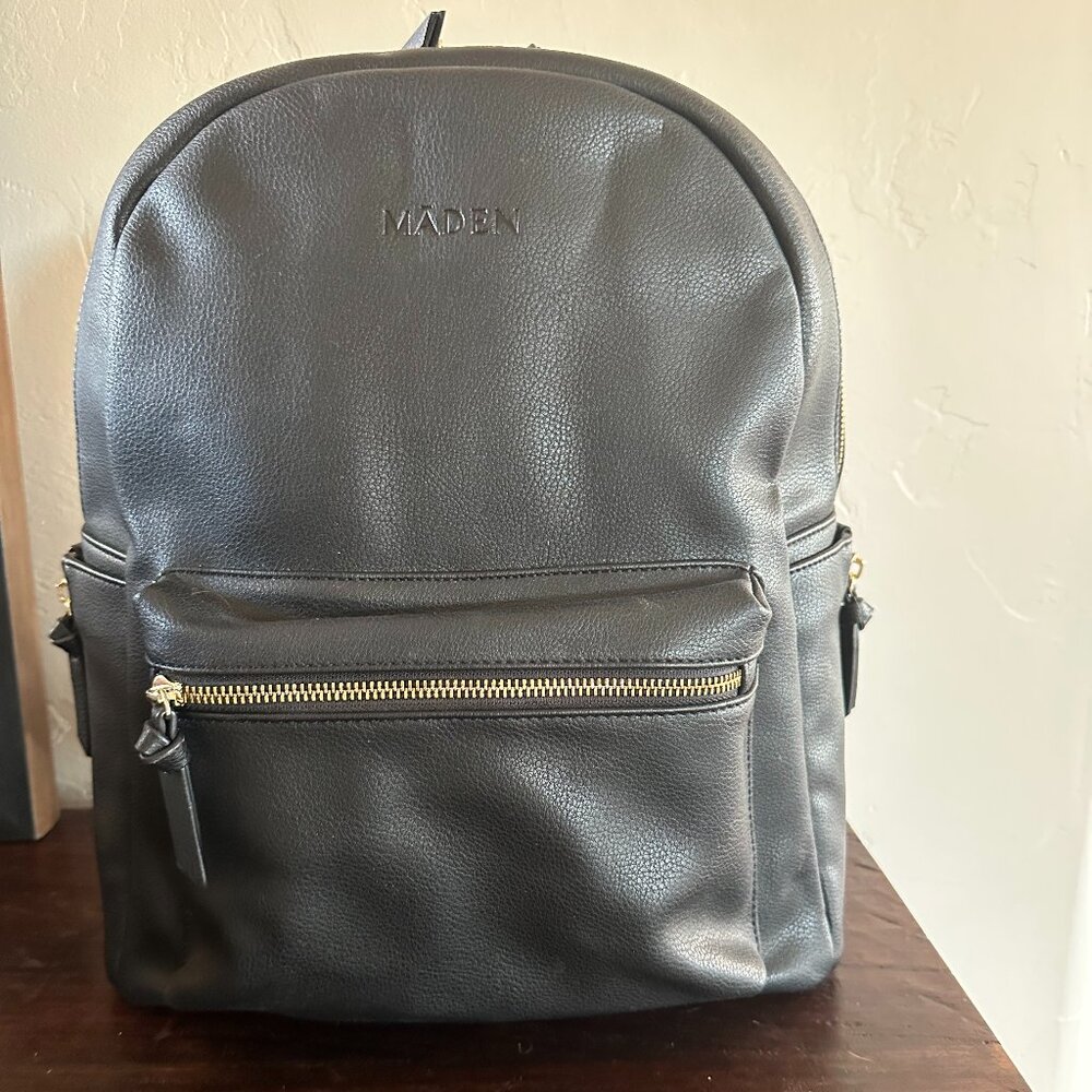 Māden All Day Backpack – Full Size – Very Good Condition – Originally $168